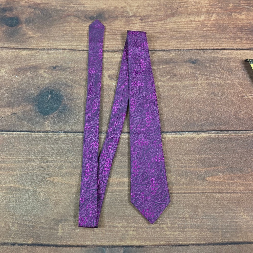 Ted Baker Paisley Necktie Mens OS Purple Good Italian Silk Formal Accessory